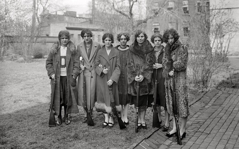 Женский стрелковый клуб Университета Дрекселя, Филадельфия.1925 год.