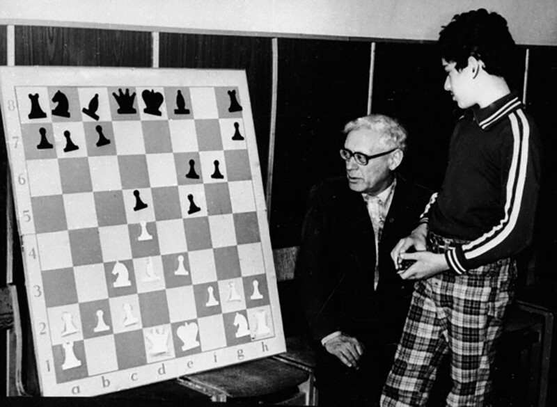 Михаил Ботвинник и Гарри Каспаров, 1976 год, Москва.