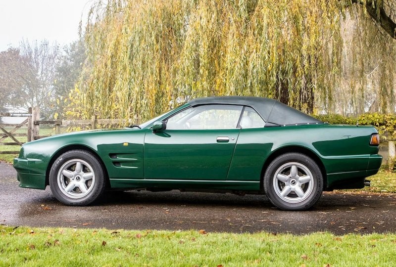 Aston Martin Virage Volante 1994 — Почувствуй себя принцем Чарльзом