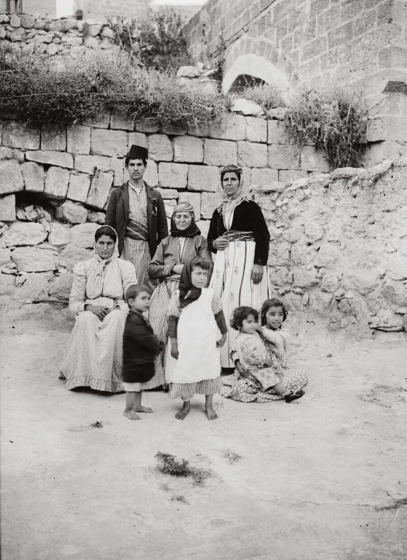 Семья. Назарет. 1900-1920.