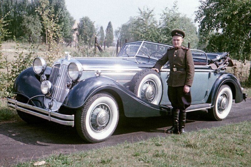 Личный шофер коменданта Берлина Дибровы Петра Акимовича. 1953 г.