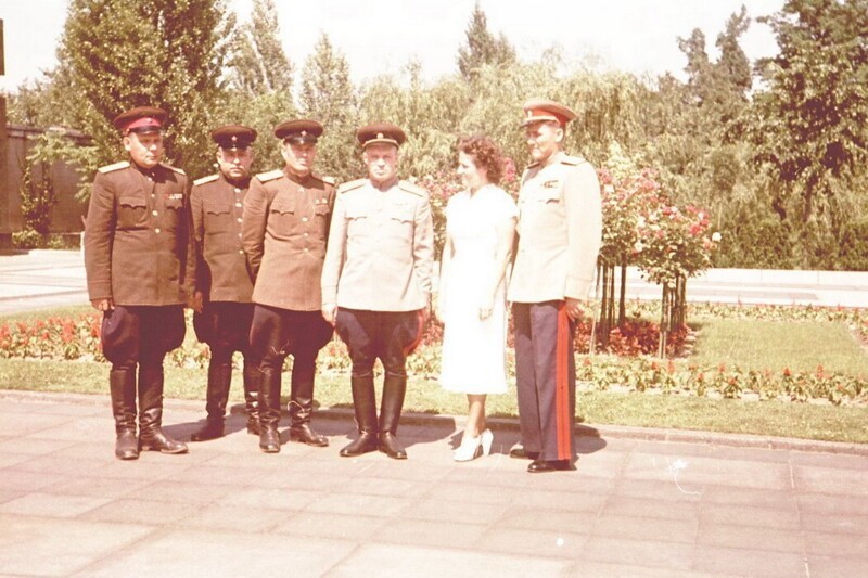 Группа советских офицеров в Берлине. 1954-55 годы