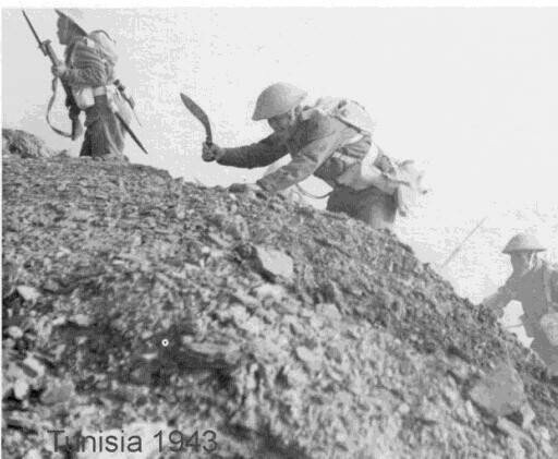 Атака гуркхов во время боевых действий в Тунисе в 1943 году
