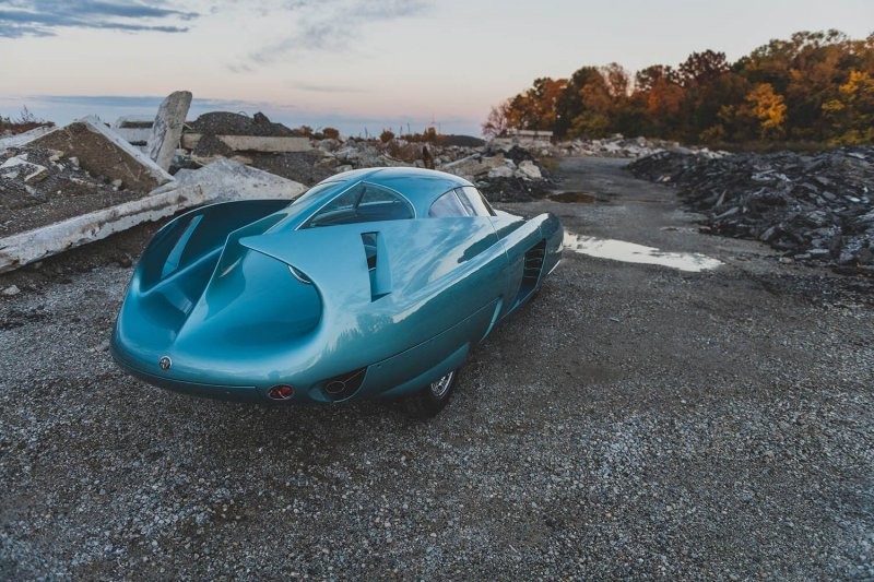 Аэродинамические шедевры: знаменитые концепты Alfa Romeo B.A.T. выставят на аукцион