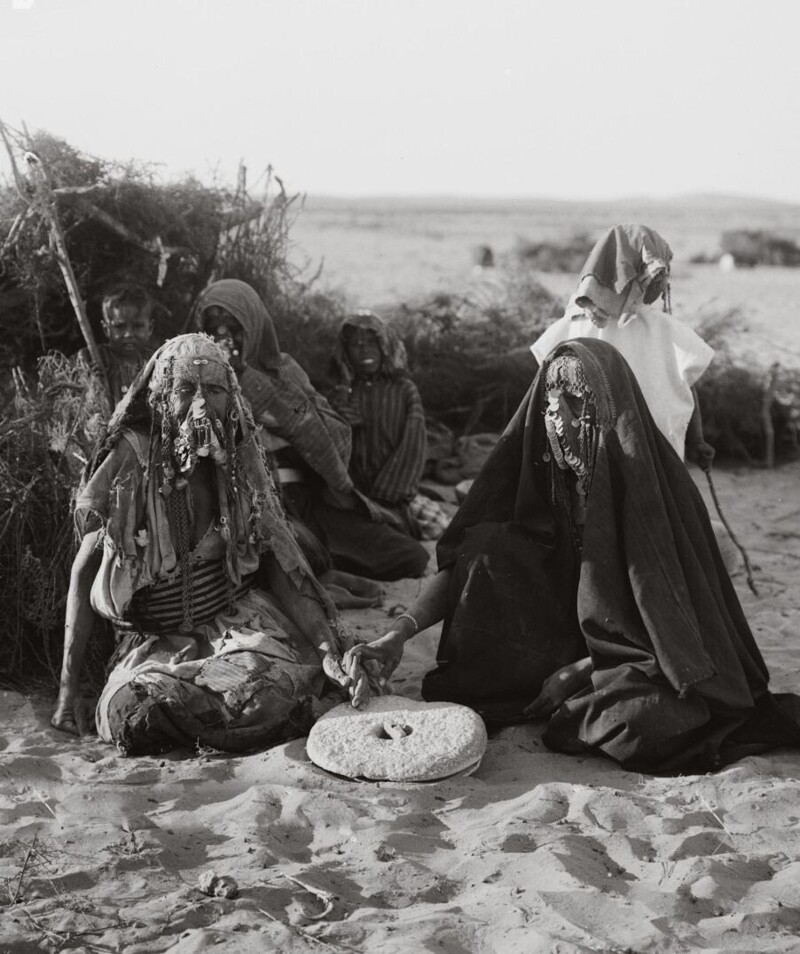 Женщины из Беэр-Шевы. 1900 -1920.