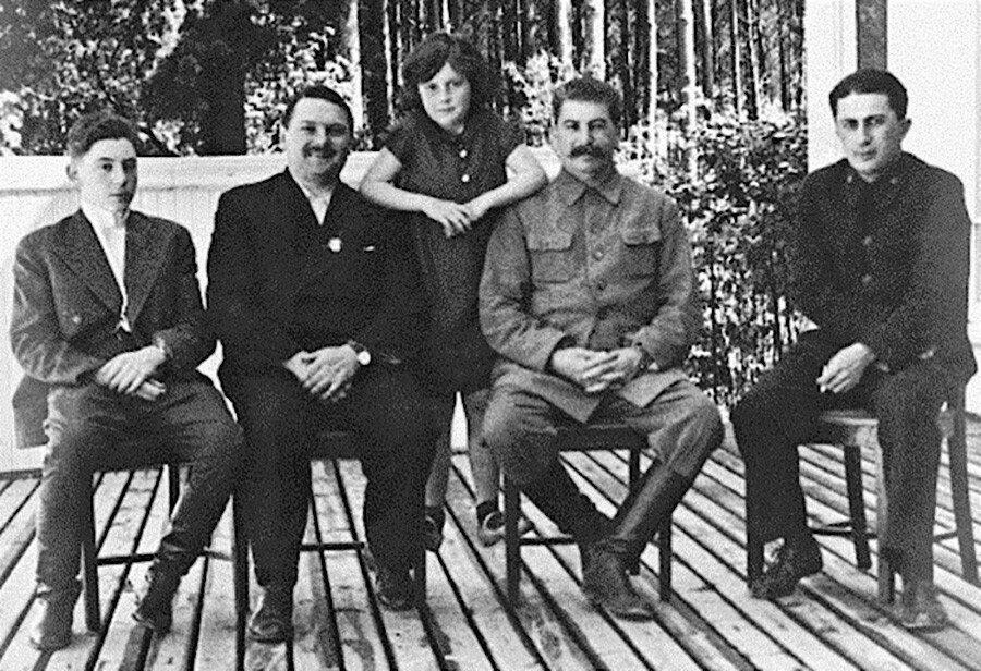 Почему Сталин не спас своего сына из немецкого плена