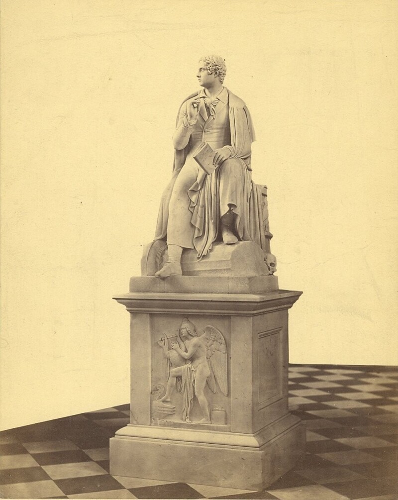 Статуя лорда Байрона. Тринити-колледж, Кембридж. ок. 1860