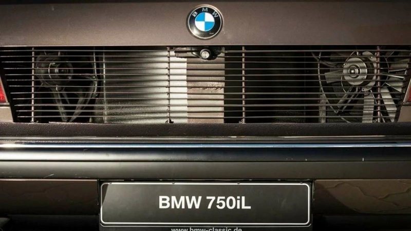 Как баварцы создали  BMW 7-й серии с 16-цилиндровым двигателем