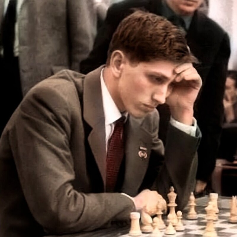 Шахматист Робер Фишер во время игры требовал абсолютной тишины в зале.