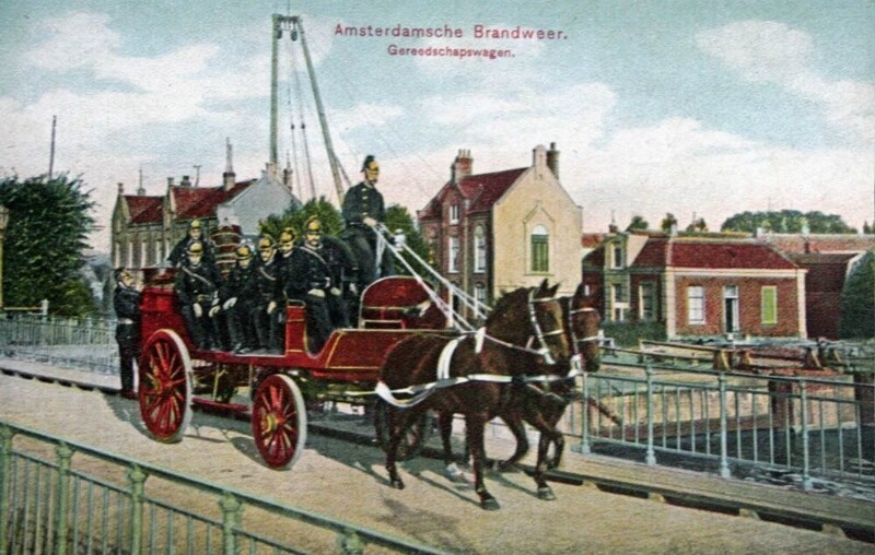 Пожарные Амстердама
