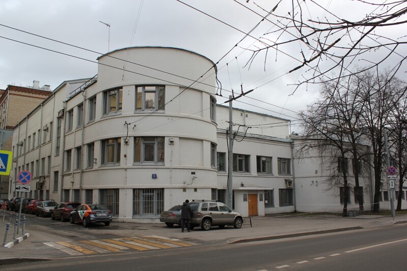 Дом Союза строителей, ул. Доброслободская, д. 5 построен в 1927—1929 годах по проекту архитектора И.И. Фёдорова.