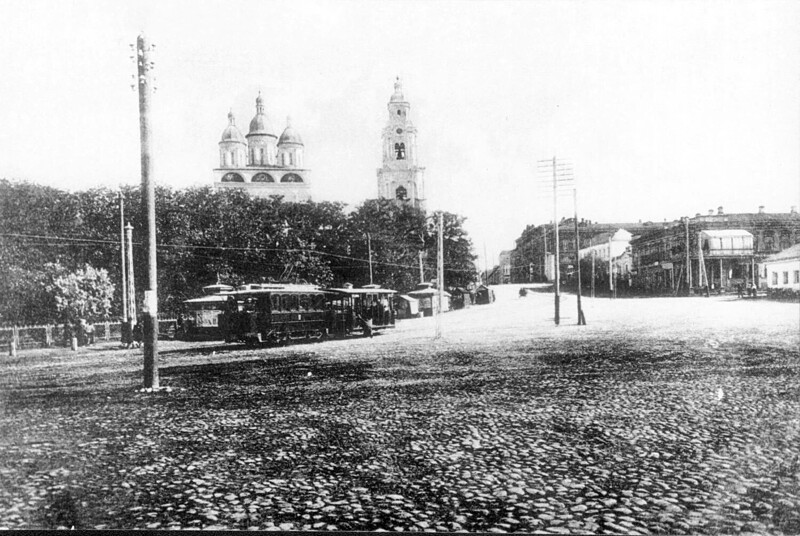 Александровский бульвар и собор с южной стороны