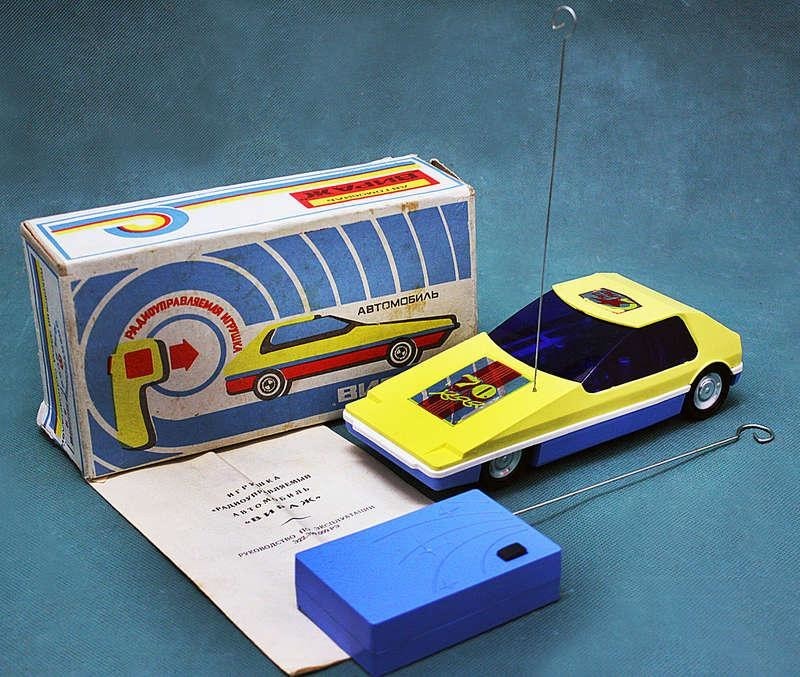 Танки, катера и даже луноходы: 18 фото редких советских электронных игрушек, о которых я даже и не мечтал в детстве