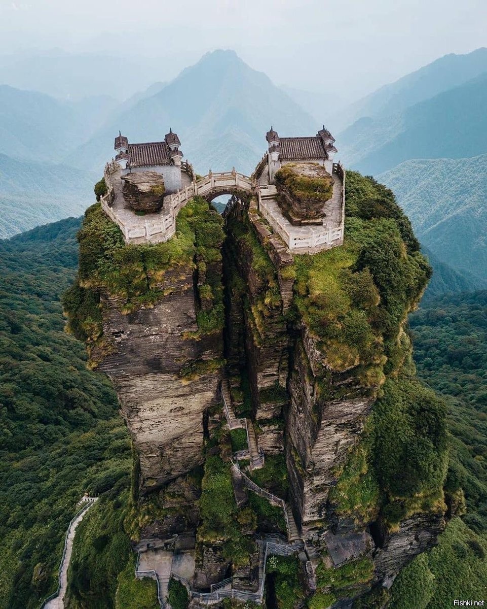 Гора Фаньцзиншань в Китае