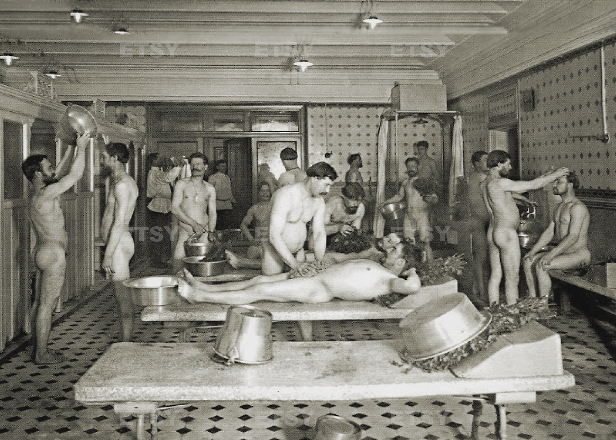 голые мужчины в общественной бане фото 57