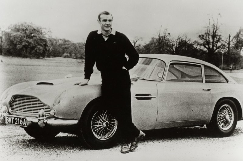 1964 год, Goldfinger: Aston Martin DB5