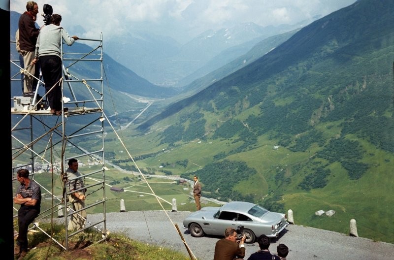 1964 год, Goldfinger: Aston Martin DB5