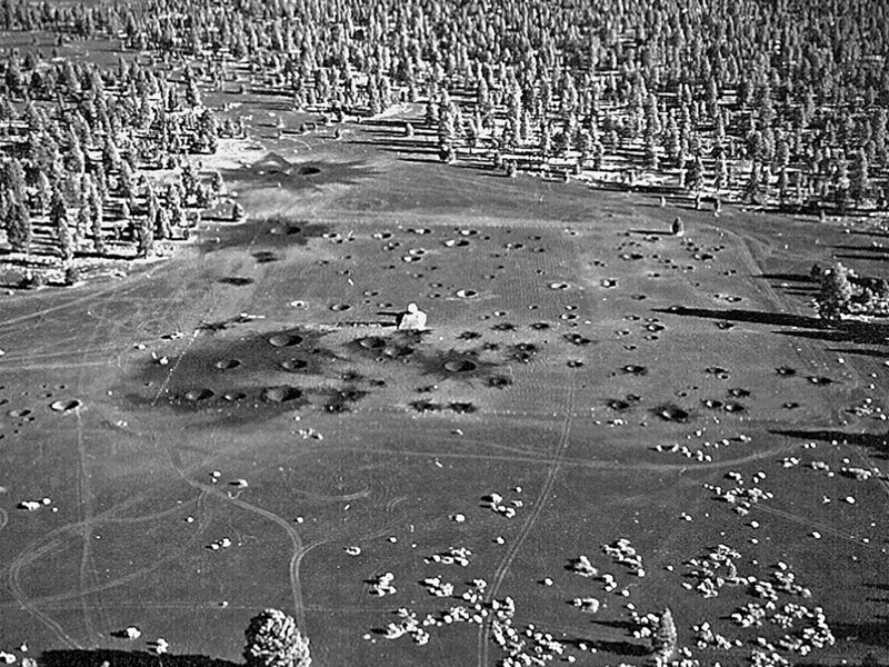 Поле кратеров Синдер-Лейк № 1, сфотографировано после добавления еще 96 кратеров в октябре 1967 года