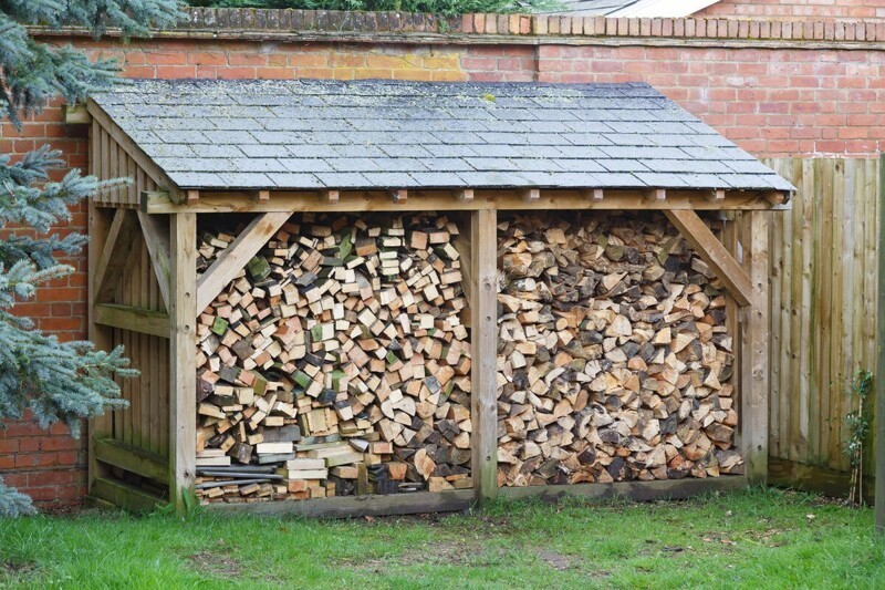 Важные правила хранения дров