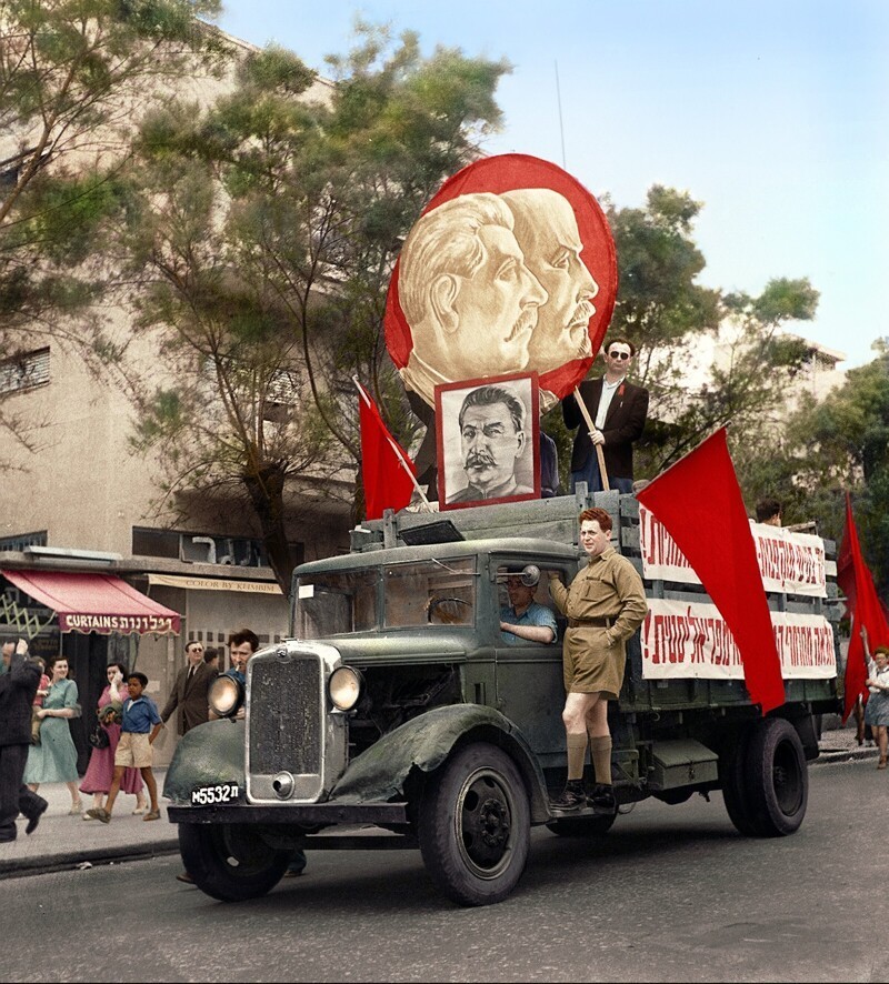 Первомайская демонстрация в Тель–Авиве, 1 мая 1949 года, Израиль