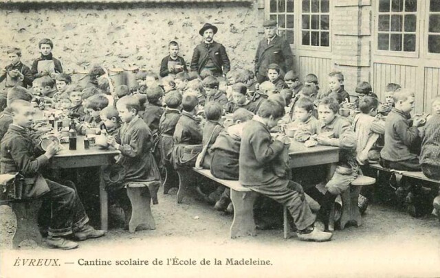 О программах начальной школы и винной культуре во Франции