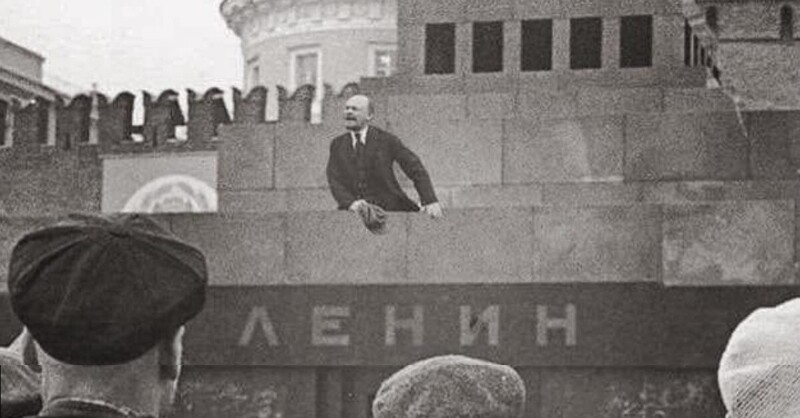 Почему сторонников Трампа начали бить в США