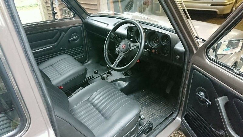 Lada Niva с двигателем  от Lancia продают в Англии
