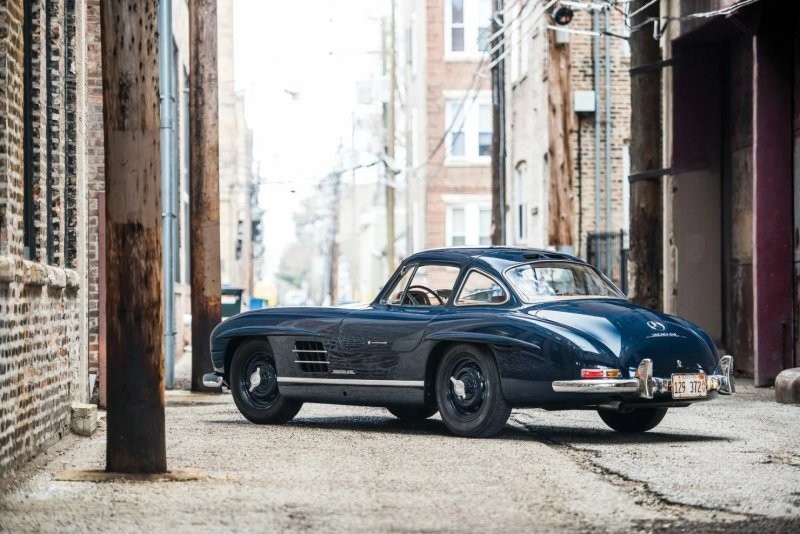  Mercedes-Benz 300 SL — пропущенный телефонный звонок, который обошелся в 1,5 миллиона долларов