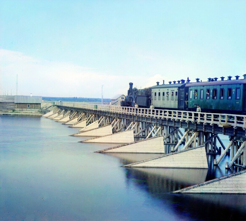 Железнодорожный мост через реку Шуя