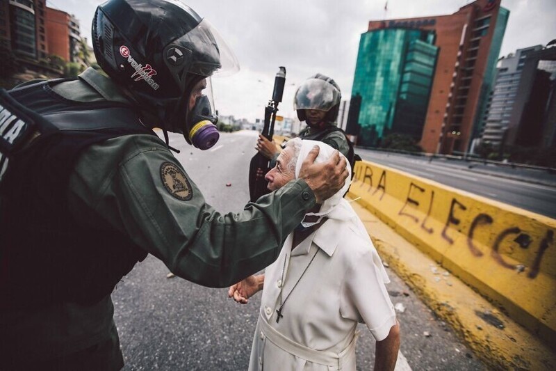 "Беспорядки в Венесуэле", Каракас, @donaldobarros