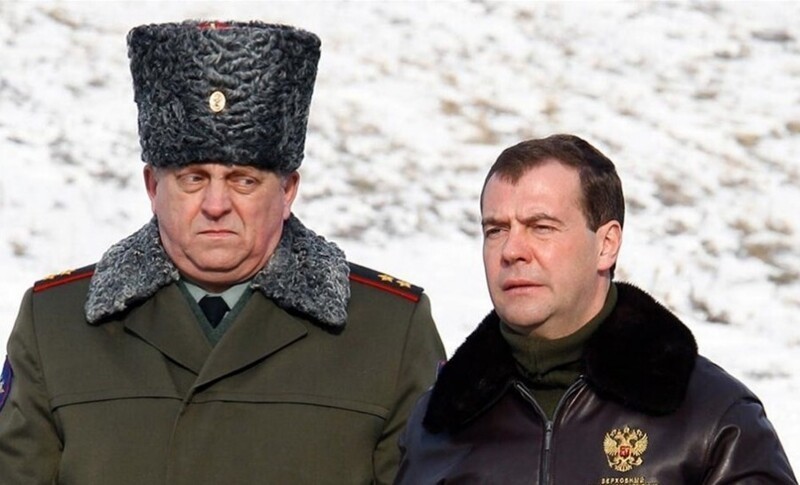 А на некоторых и папаха горит, или подгорает
