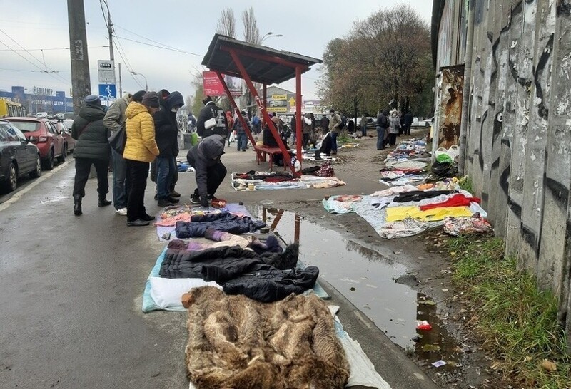 Чёрная пятница в Киeвe. Точно как у нас в девяностые - все дни недели чёрные