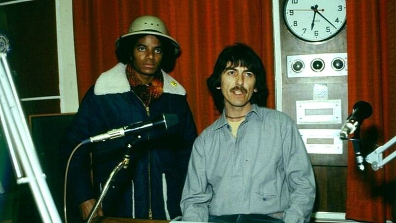 Майкл Джексон и Джордж Харрисон в радиостудии Би–би–си, 1979 год, Лондон