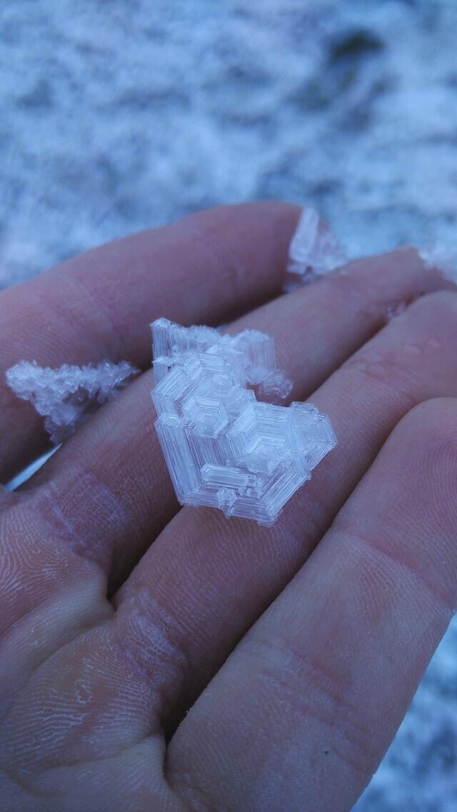 25. Ледяные кристаллы