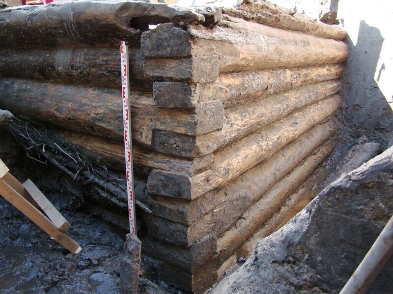 Деревянная башня-донжон Ландскроны. 1300 г. Законсервирована на месте. Раскопки 2006–2009 гг