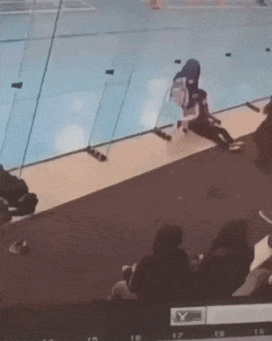 Гифки с девушками