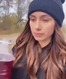 Гифки с девушками