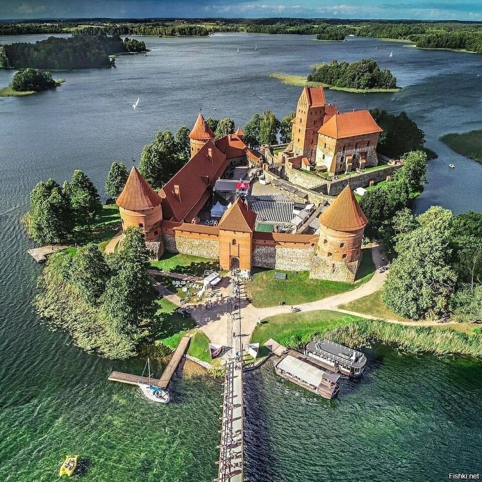 Тракайский замок Литва