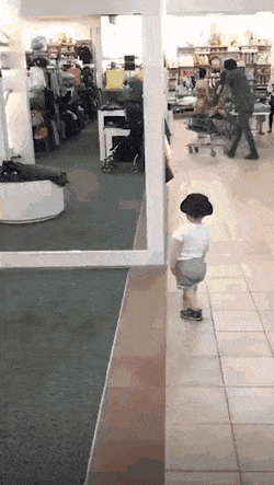 Гифки с детишками