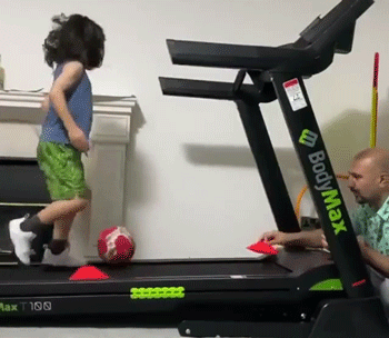 Гифки с детишками