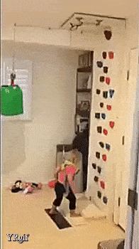 Гифки с детишками