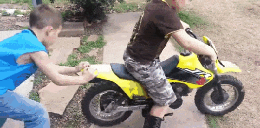 Гифки с детишками