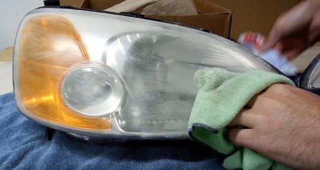 Особенности полировки зубной пастой — фары, лобовое стекло и диски автомобиля