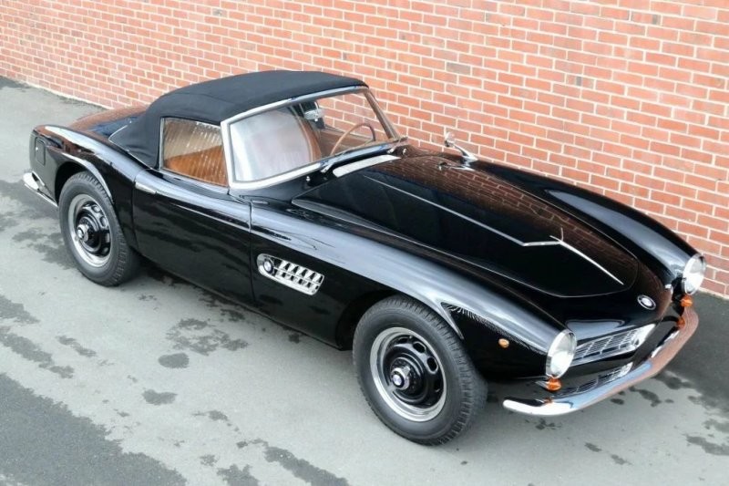 Два миллиона долларов за старую машину: одну из редчайших моделей BMW выставили на аукцион