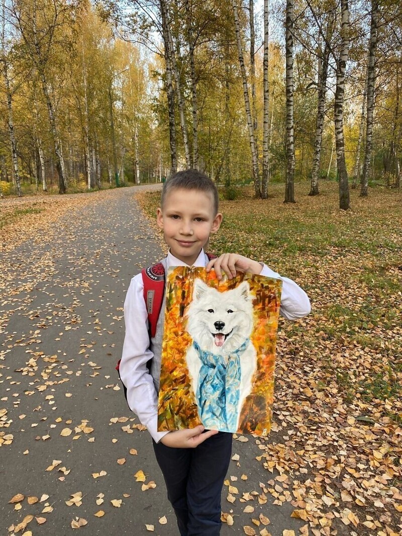 10-летний школьник из Арзамаса рисует портреты животных и помогает приютам