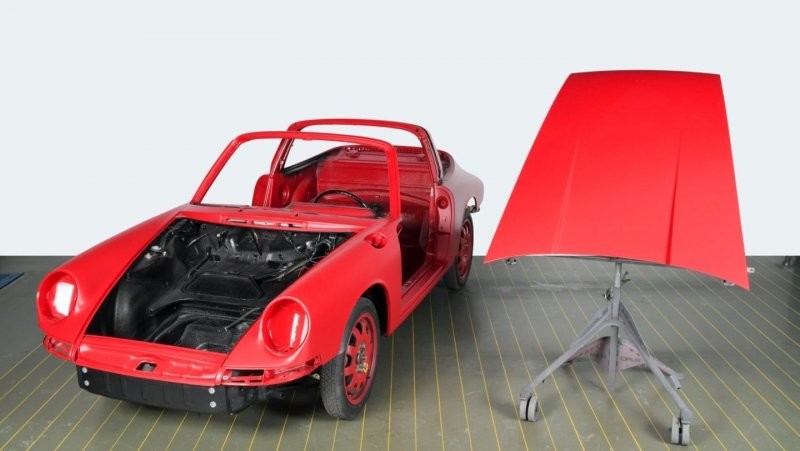 Как новенький! Porsche Classic провел полную заводскую реставрацию первого 911 S Targa 1967 года выпуска