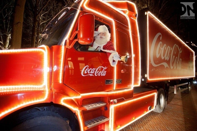 Житель Томска хочет отсудить у Coca-Cola 30 миллионов рублей за пропаганду Санта-Клауса