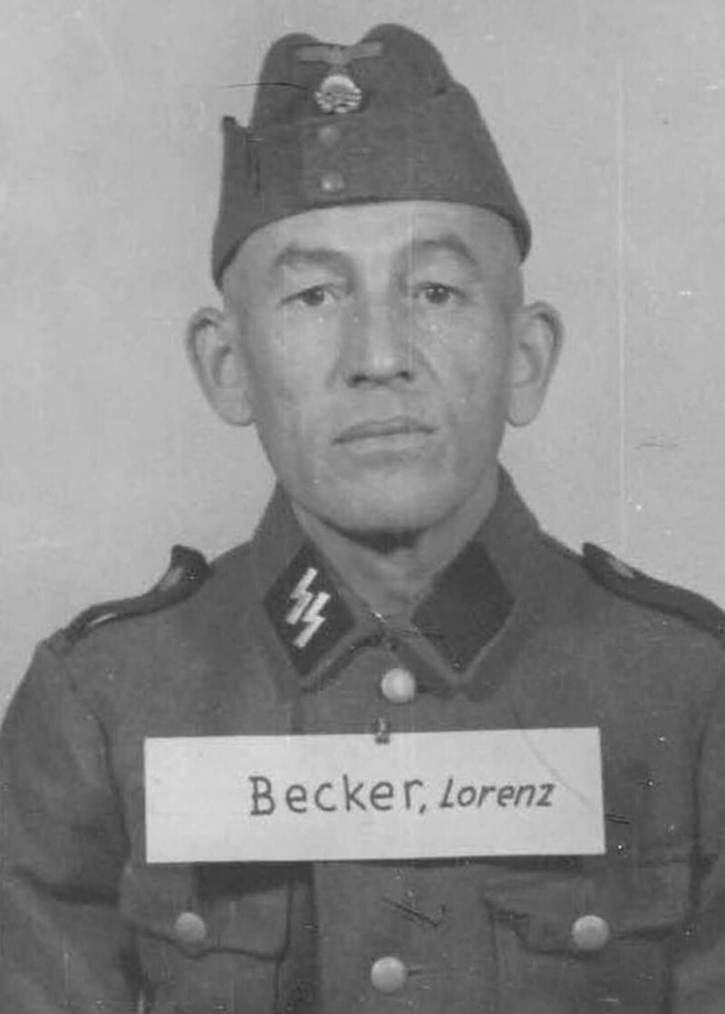Лоренц Беккер, бывший коммерсант, в СС с 1944г.