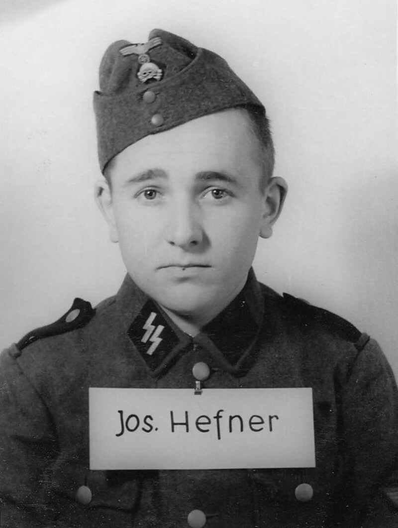 Джозеф Хефнер, бывший студент, служил в СС с 1942г.
