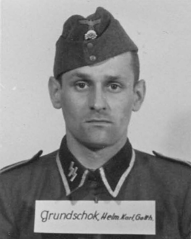 Генрих Грюндшок, бывший водопроводчик, член СС с 1939-го, унтершарфюрер